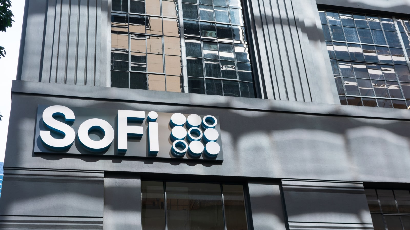 SoFi Technologies (NASDAQ:SOFI): A Fintech Powerhouse with Upside Potential