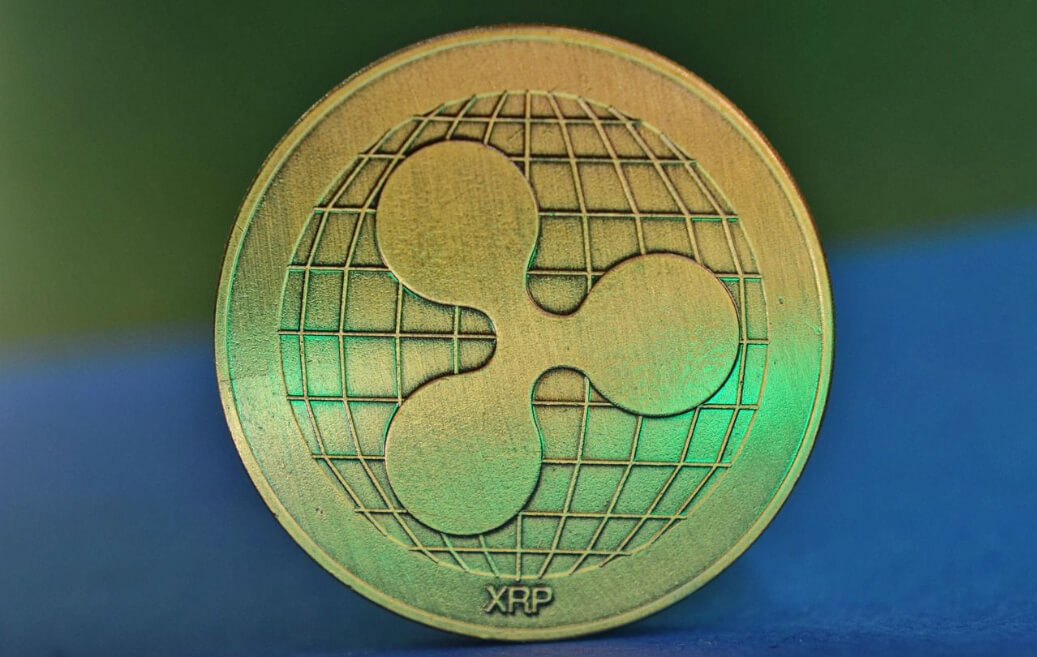 XRP Price Falls Below $2.10 as Market Sell-Off Deepens – Where Does It Go Next?