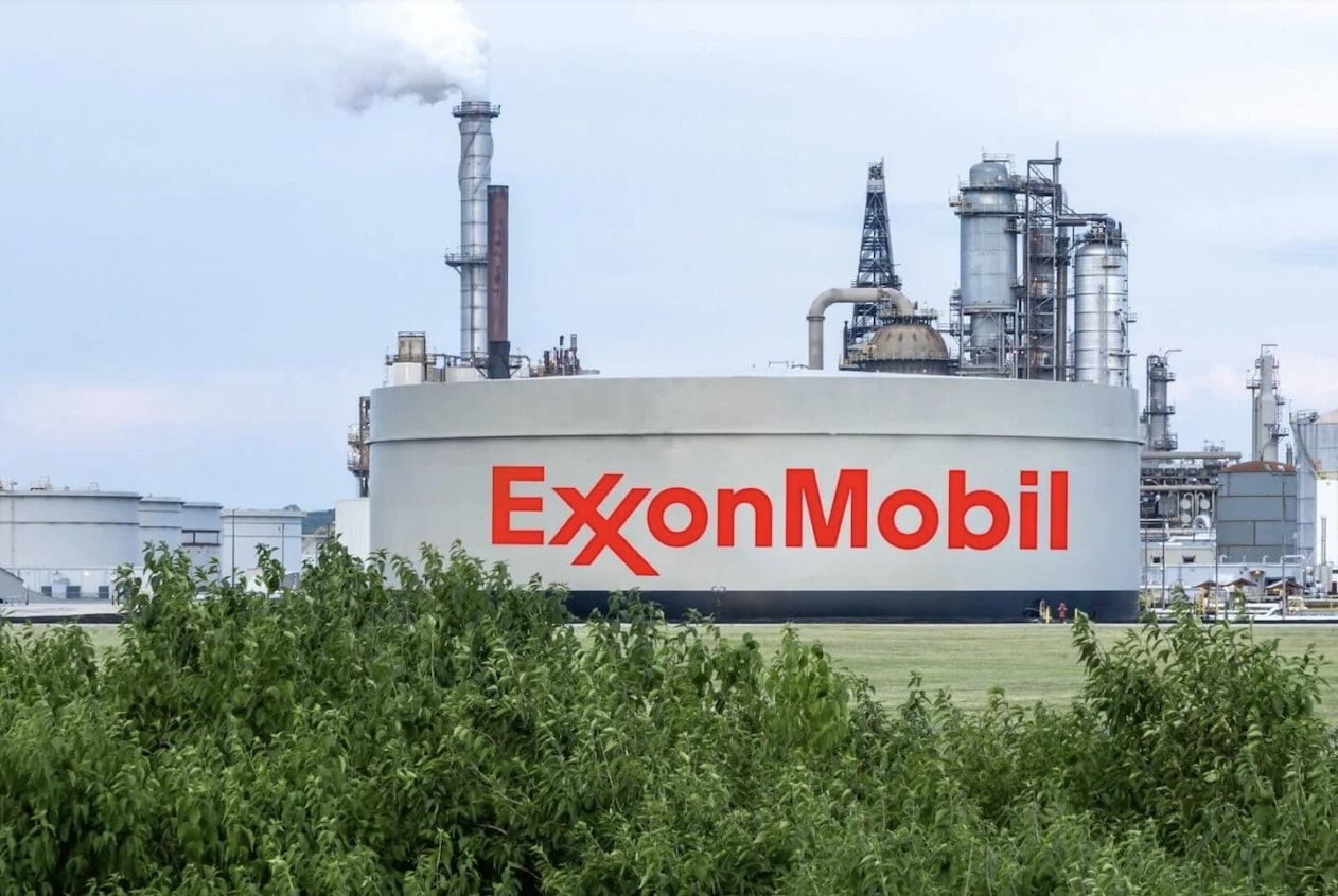 Exxon Mobil (NYSE:XOM) Stock Analysis: Buy the Oil Giant at $113?