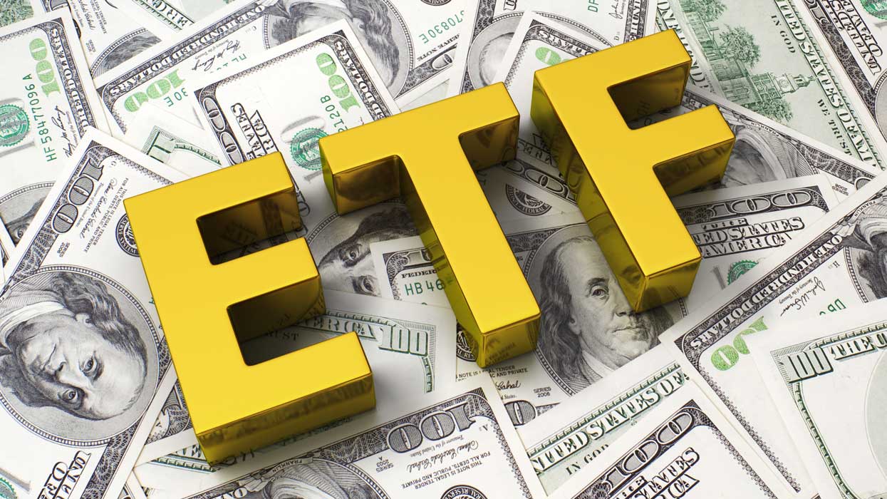 TLT ETF Price Analysis: NYSEARCA:TLT Struggles at $88.90 as Yields Stay Elevated