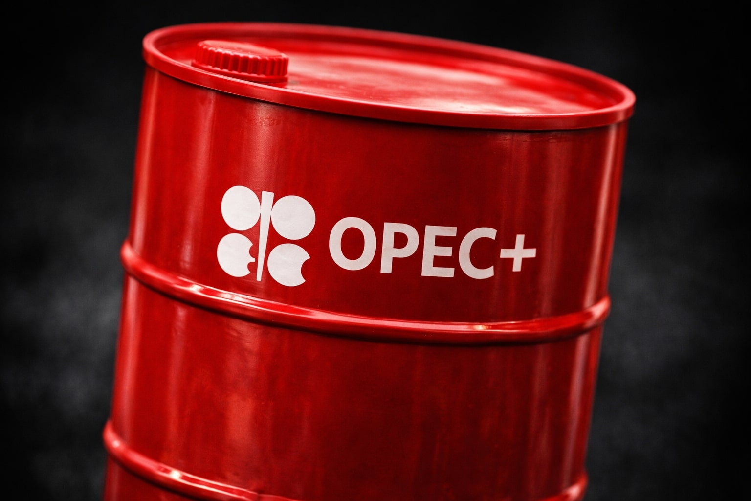 Oil Price Forecast: WTI at $56 and Brent at $60 Caught Between Oversupply and Venezuela Risk
