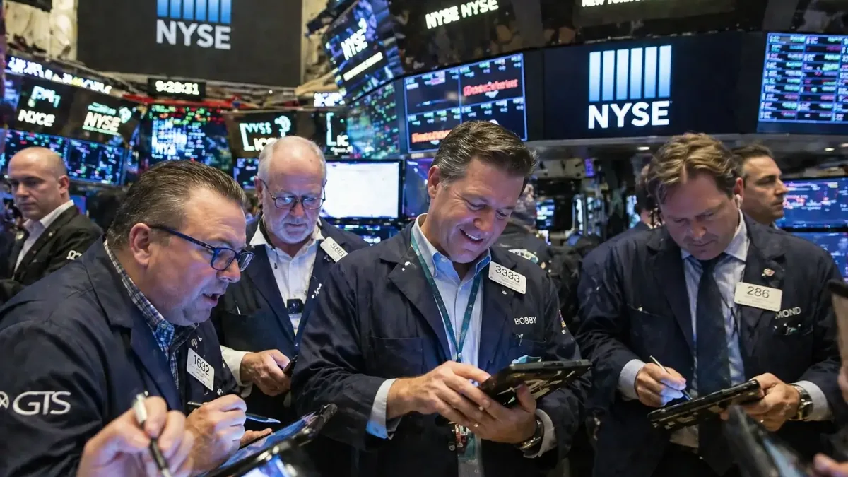 Stock Market Today: S&P 500 (SPX), Nasdaq (COMP) Tumble as OpenAI Stumble Crushes NVDA, ORCL; Dow (DJIA) Holds Flat on KO Surge