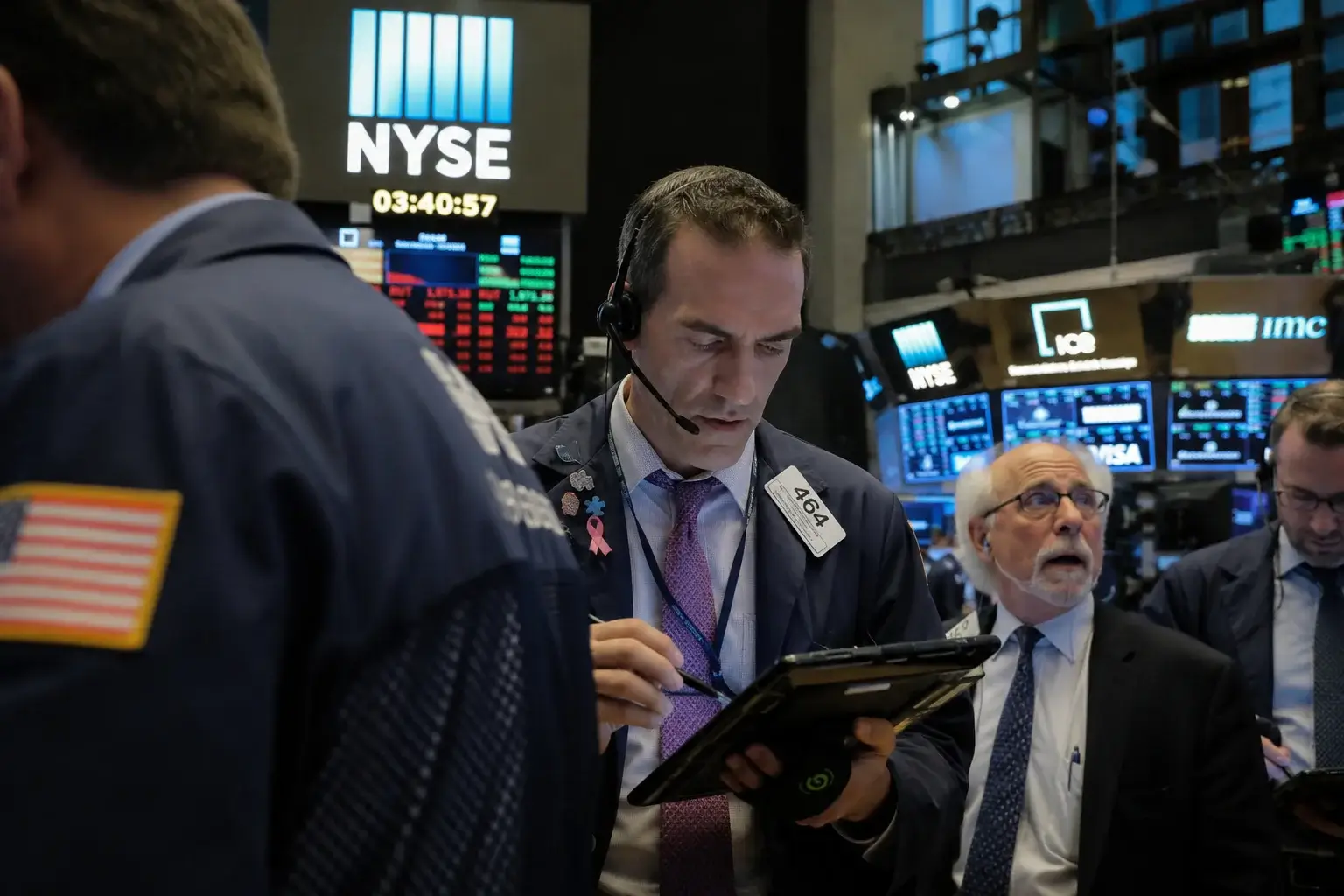 Stock Market Today: Nasdaq, S&P 500, Dow Drop as 30-Year Yield Tops 5.1%; FIG Jumps 11%, NVDA, INTC, CBRS Slide