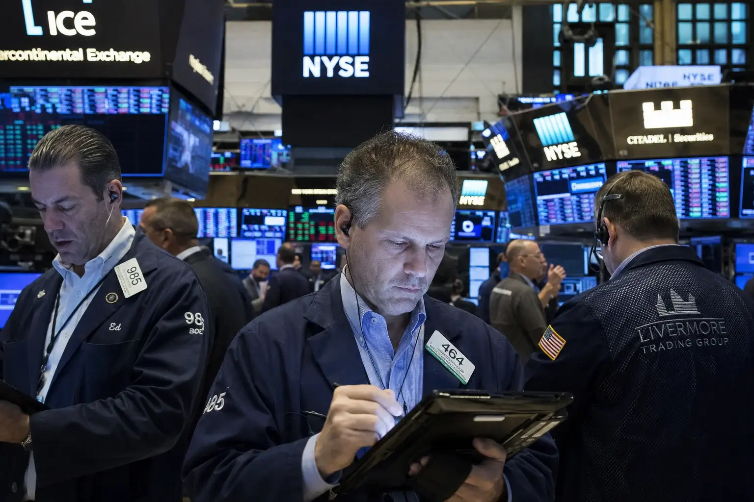 Stock Market Today: S&P 500 SPX Steadies Near 7,520, Nasdaq IXIC Dips and Dow DJI Drops 319 Points as MU 
Stock Powers the Memory Bid